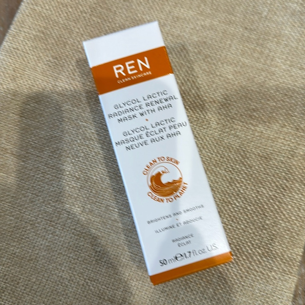 New REN Clean Skincare Glycol Lactic Radiance Renewal